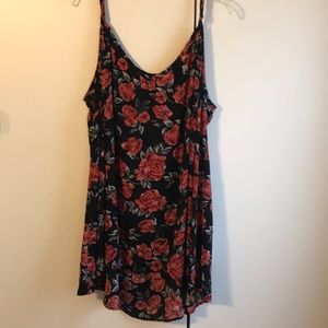 Torrid SZ 4 floral tank